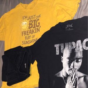 2 XL graphic t shirts & black jeans set